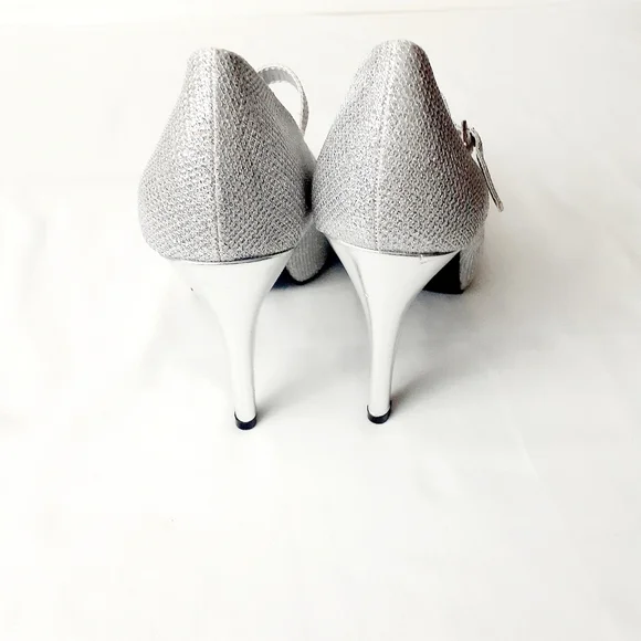 Qupid Women's Silver Sequins Platform High Heels Pumps Sz 7.5 - Picture 4 of 8